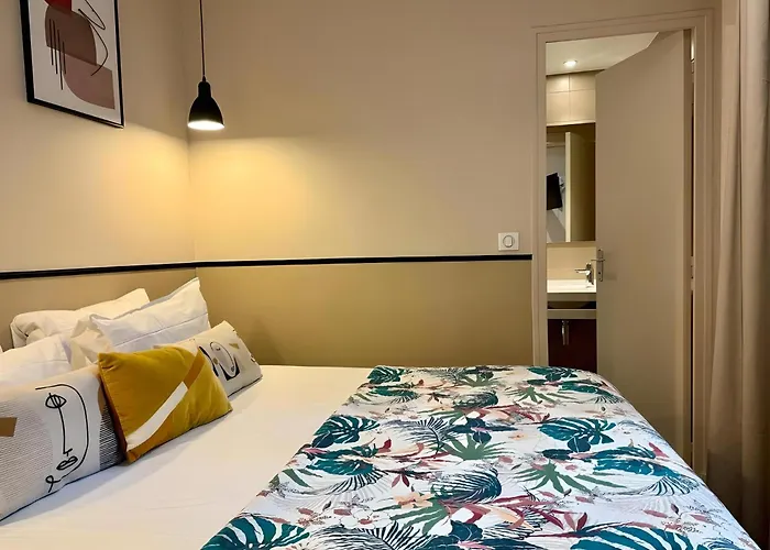 Lilas BlancHotel Pas Cher Paris